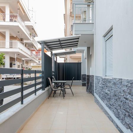 Sithoniars Luxury Ground Floor Apartment With Private Garden Néos Marmarás Exterior foto