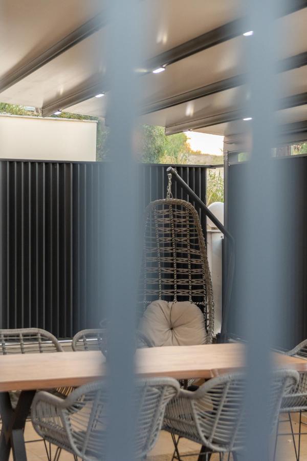 Sithoniars Luxury Ground Floor Apartment With Private Garden Néos Marmarás Exterior foto