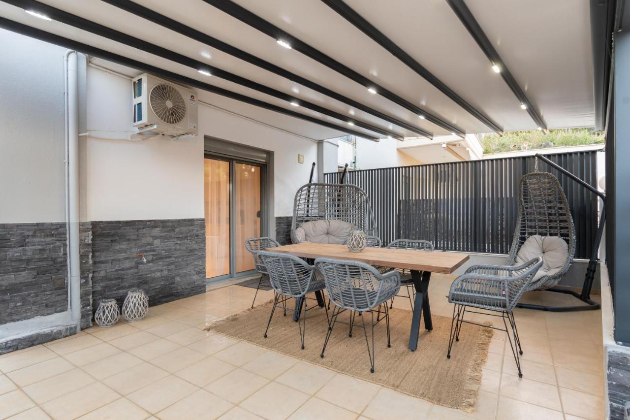 Sithoniars Luxury Ground Floor Apartment With Private Garden Néos Marmarás Exterior foto