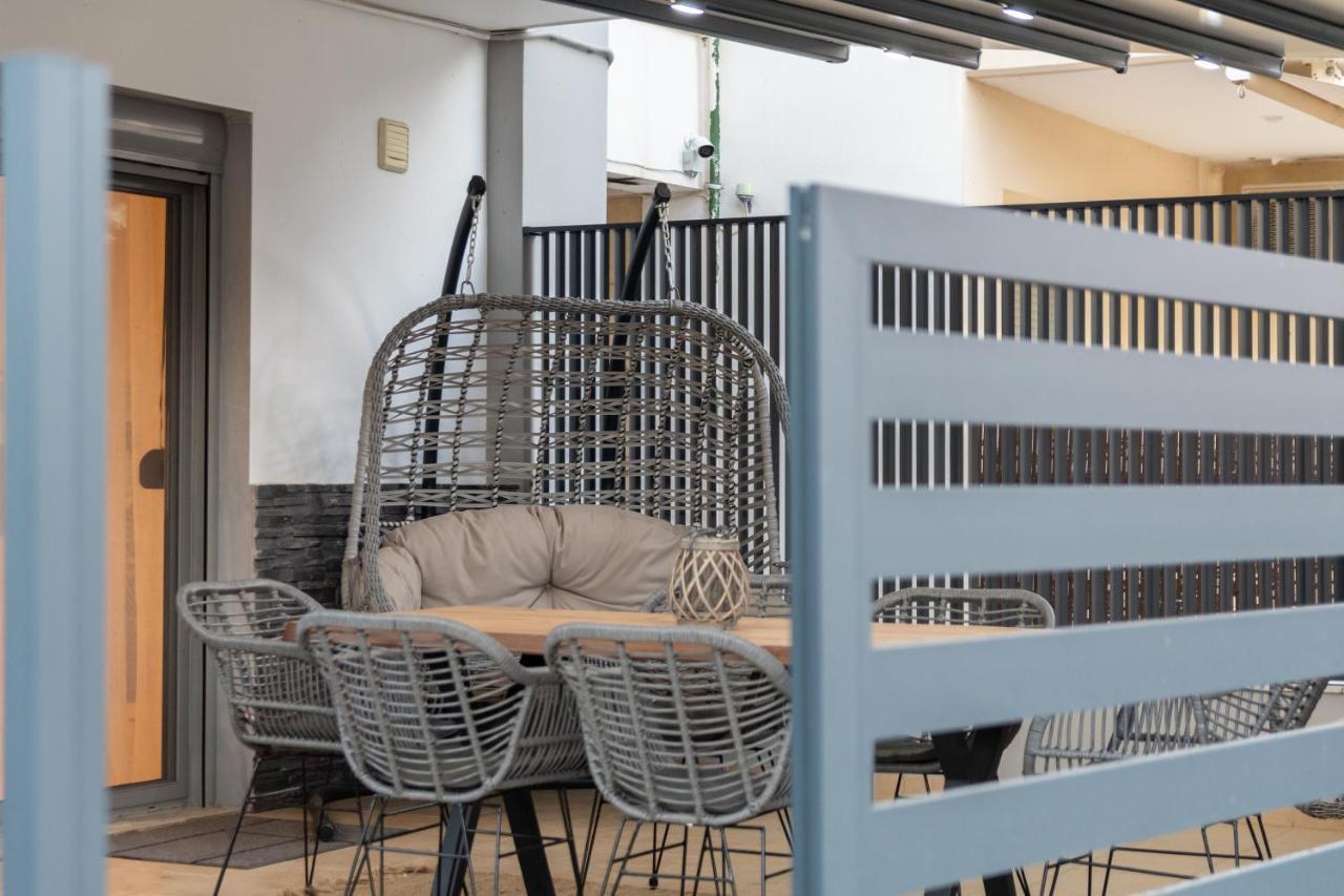 Sithoniars Luxury Ground Floor Apartment With Private Garden Néos Marmarás Exterior foto